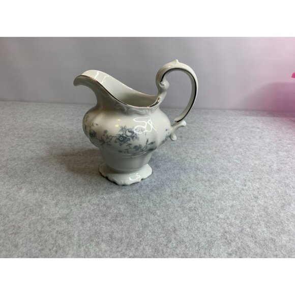 Johann Haviland Bavaria Blue Garland Creamer and Sugar Dish with Lid - Picture 5 of 9